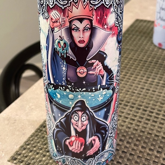 20 ounce stainless steel Disney Villains Tumbler - Picture 2 of 10